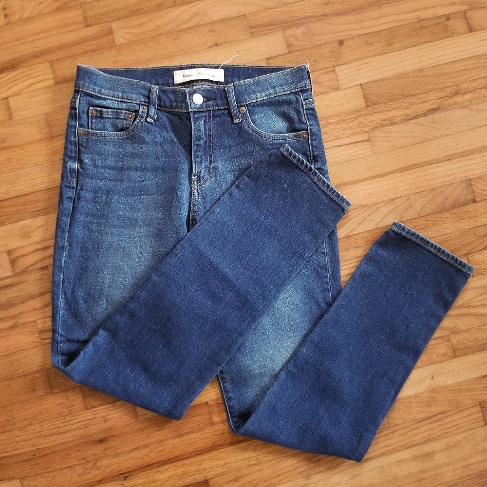 GAP Real Straight High Rise 27R NWOT Women's Jeans